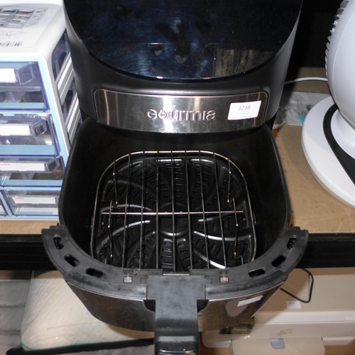 3238 - Gourmia Air Fryer 7Qt     (269-143)   * This lot is subject to vat