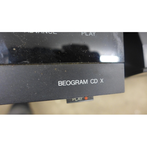 2311 - Bang + Olufsen Beogram CDX stereo CD player