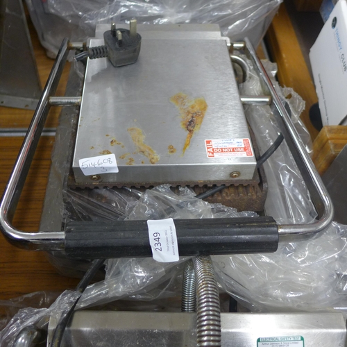 2349 - Contact grill/panini grill - failed electrical safety test due to insulation resistance - sold as sc... 