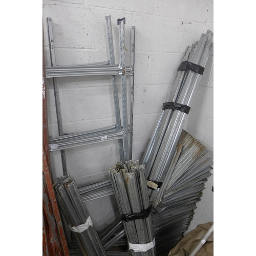 2422 - Lightweight aluminium racking (2 bays)