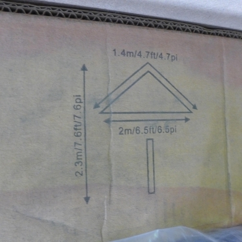 3254 - Square market umbrella ( 260-802)  * This lot is subject to vat