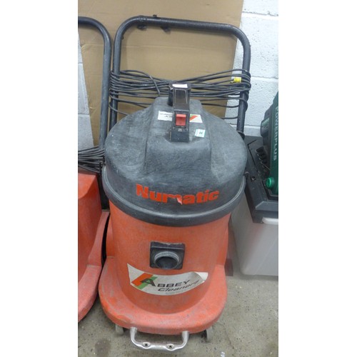 2332a - Numatic dry vac (WV-900)