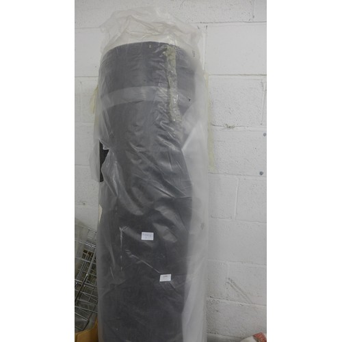 2336 - Approx 8ft x 20ft roll of soundproof acoustic insulation