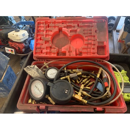 2105 - A Sealey VSE210 fuel injection pressure testing kit. This lot is subject to VAT*