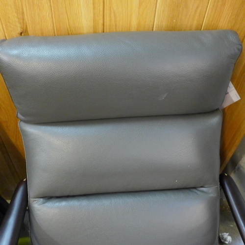 1457 - Kuka KM.A071 Pushback Leather Recliner, original RRP £416.66 + VAT (4150-20) * This lot is subject t... 