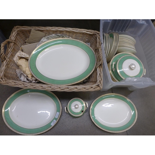 1106 - George Jones Crescent dinnerware **PLEASE NOTE THIS LOT IS NOT ELIGIBLE FOR POSTING AND PACKING**