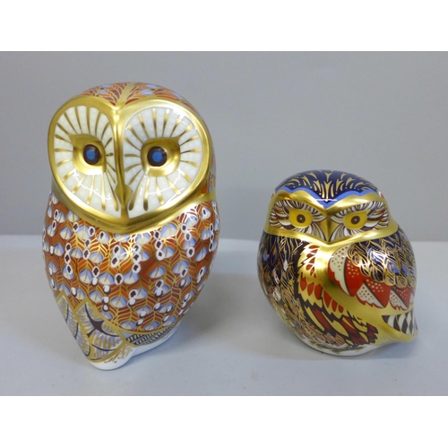 626 - Two Royal Crown Derby paperweights, Barn Owl and Little Owl, both with gold stoppers, boxed