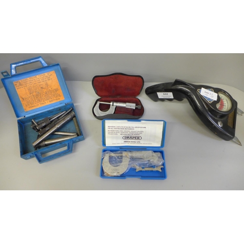 632 - A Davenset battery tester, two boxed micrometers and a TA43 diesel engine timing set