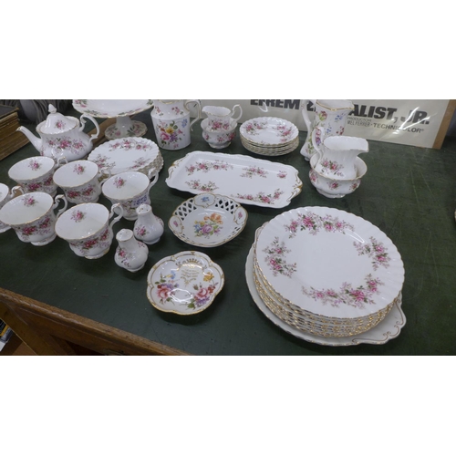 785B - A Royal Albert Lavender Rose six setting tea set, Royal Crown Derby Posies and other china