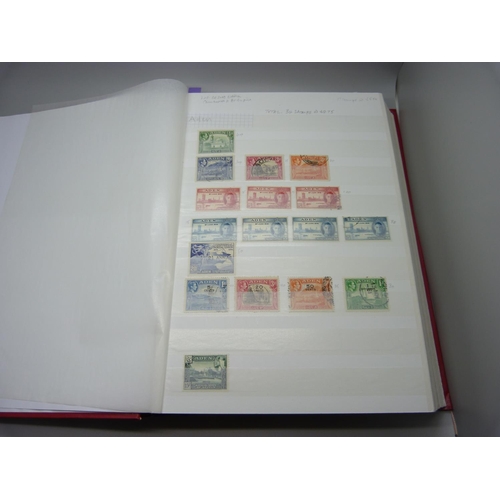 830 - A stamp stock book, 30 pages, British Commonwealth, Queen Victoria to Queen  Elizabeth II, over 1,00... 