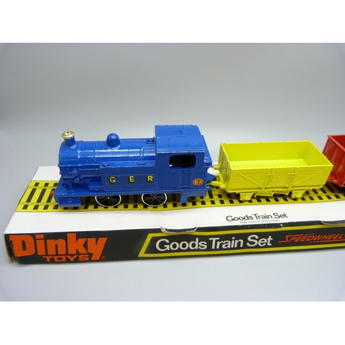 857 - A Dinky Toys 784 Goods Train Set, in bubble pack