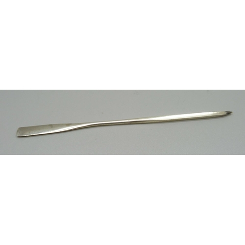 881 - A hallmarked silver oar letter opener, 13g, 15cm