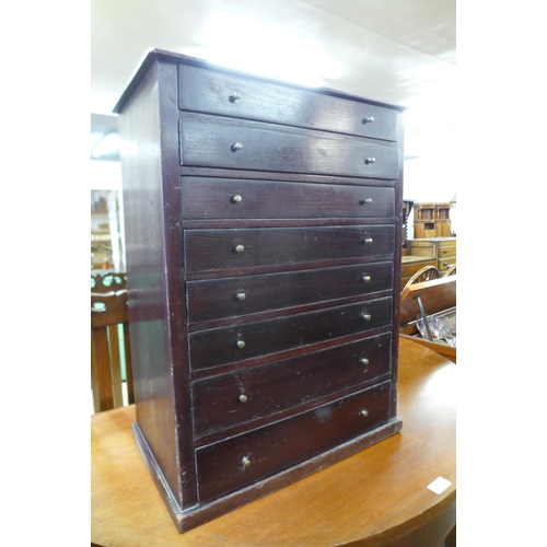 185 - A mahogany collector's table top chest