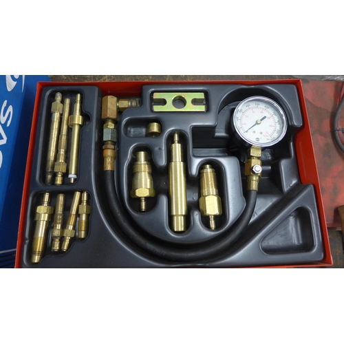 2108 - 5 assorted car inspection tools: PPC tuner kit, oil pressure tester, Innovate digital fuel/air mix t... 