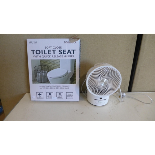 3024 - Hush Soft Close Toilet Seat and an Xpelair 360 Degree Fan (266-52,61)  * This lot is subject to vat