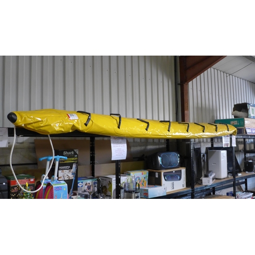 3028 - Jobe Banana 8 Person Watersled, Original RRP £791.65 + vat(260-15)   * This lot is subject to vat