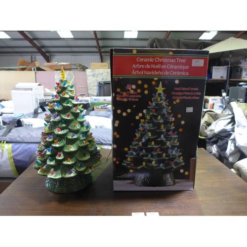 3035 - Ceramic Christmas Tree (269-243)  * This lot is subject to vat