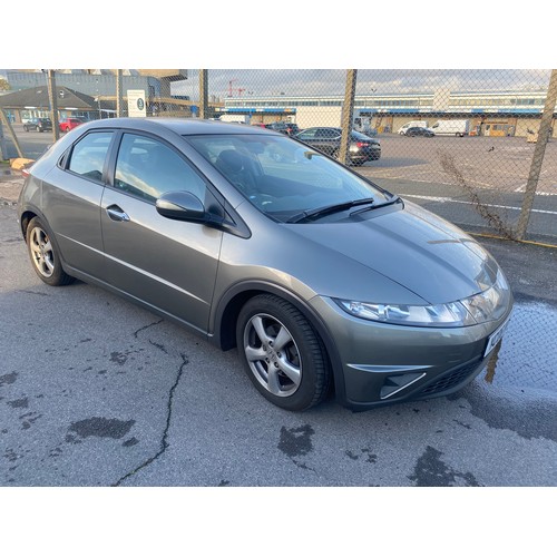 2252 - 2006/06 Honda Civic 1.8i VTEC SE 5 door hatchback car, Reg No. YC06 NWW, 46,477 recorded miles. To b... 