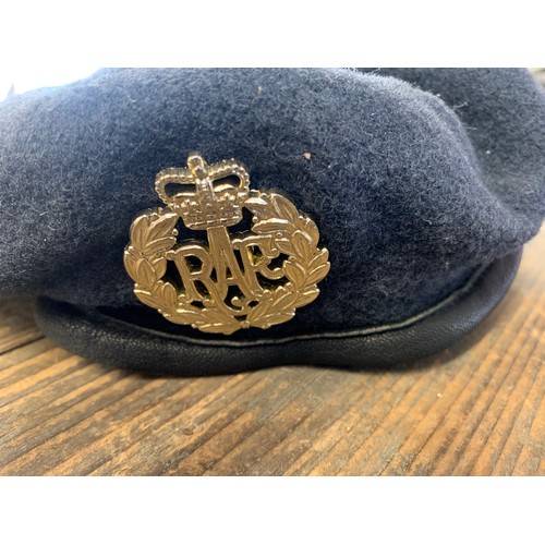 2244 - RAF blue-grey knitted beret and cap badge