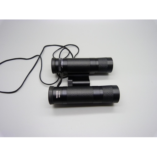 1016 - A pair of Leitz 10x22 C binoculars, Trinovid