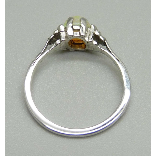 1098 - An Art Deco 9ct white gold and opal ring, 1.8g, M