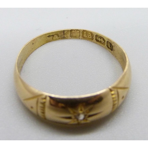 1099 - A Victorian 18ct gold and diamond ring, 2g, O