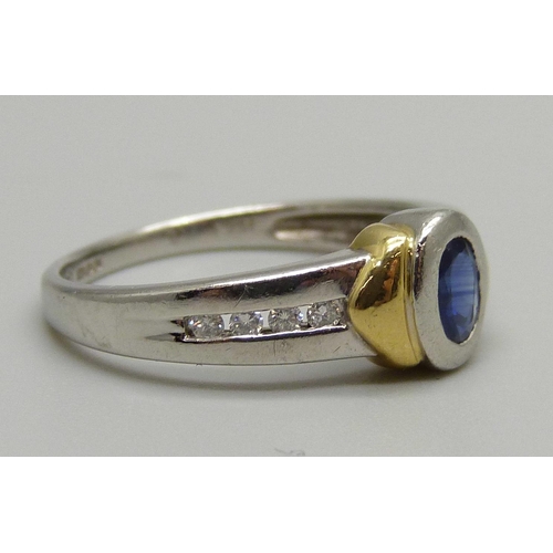 1101 - An 18ct gold and platinum, sapphire and diamond ring, 5.8g, Q