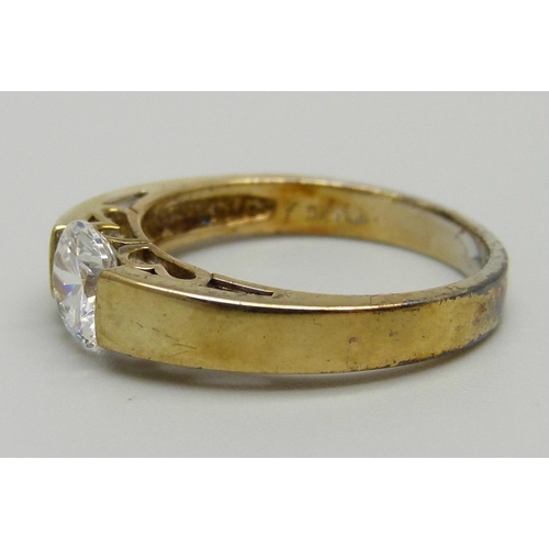 1139 - A silver gilt solitaire ring