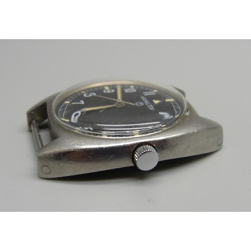 1193 - A Hamilton W10 military issue wristwatch, 523-8290, W10-6645-99, 12056/73