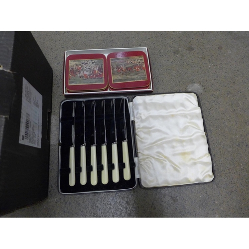 1253 - Two boxes of plated cutlery, Oneida stainless steel cutlery, boxed and other boxed and loose cutlery... 