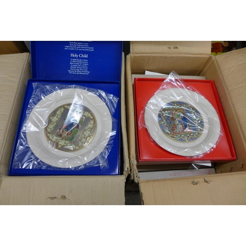 1263 - Two boxes of Hornsea Christmas collectors plates **PLEASE NOTE THIS LOT IS NOT ELIGIBLE FOR POSTING ... 