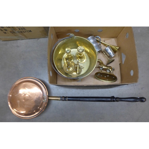 1266 - A collection of metalware and brassware **PLEASE NOTE THIS LOT IS NOT ELIGIBLE FOR POSTING AND PACKI... 