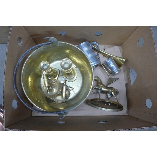 1266 - A collection of metalware and brassware **PLEASE NOTE THIS LOT IS NOT ELIGIBLE FOR POSTING AND PACKI... 