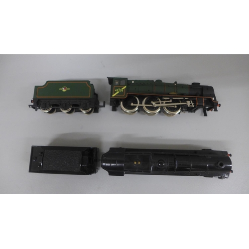 630 - Two 00 gauge mode locomotives, Mainline BR Green 45736 Phoenix and Hornby 46205 Princess Victoria