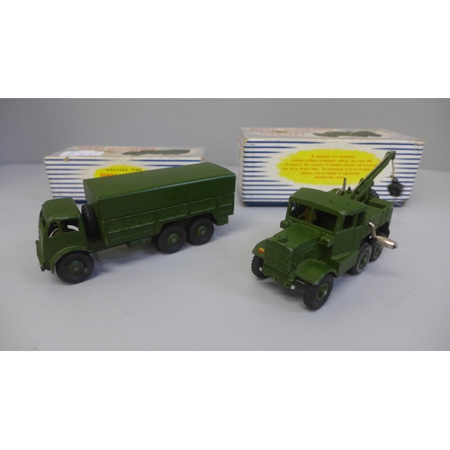 658 - Two Dinky Supertoys die-cast model vehicles, 622 10-ton Army Truck and 661 Recovery Tractor, both bo... 