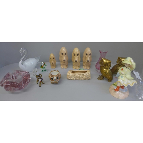 721 - Four Sylvac dogs, a small glass vase and dish, two glass animals, a Sylvac pixie on a log, a glass s... 