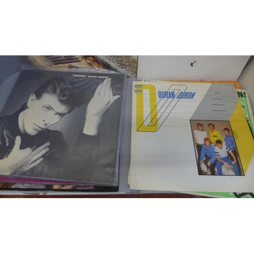 761 - Sixteen 1980's LP records and 12