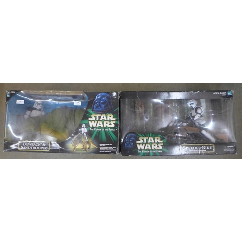 784 - Two Hasbro Star Wars The Power of The Force figures, Drewback and Sandtropper and Speeder Bike with ... 