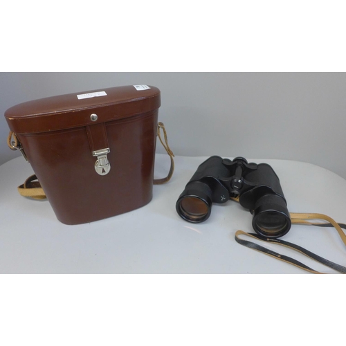 788 - A pair of Carl Zeiss Jena Jenoptem 10x50 binoculars, cased