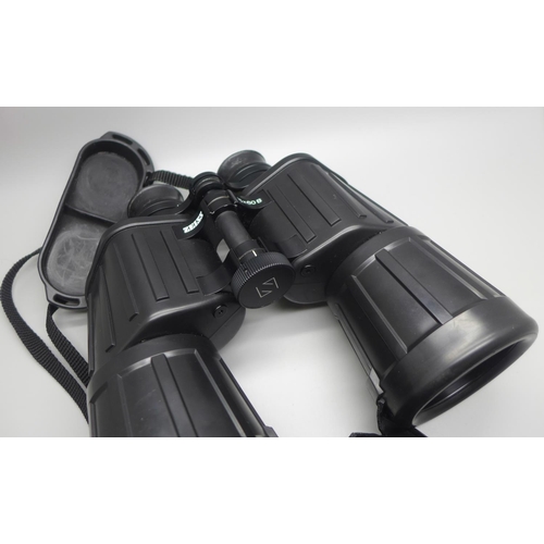 904 - A pair of Zeiss 15x60B marine binoculars, 648775, in a leather Reporter shoulder bag, one front rubb... 