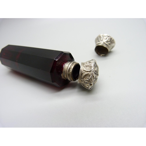 928 - A double ended ruby glass scent bottle