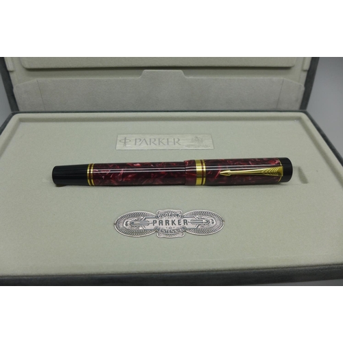 945 - A Parker Centennial fountain pen with 18ct gold nib, boxed