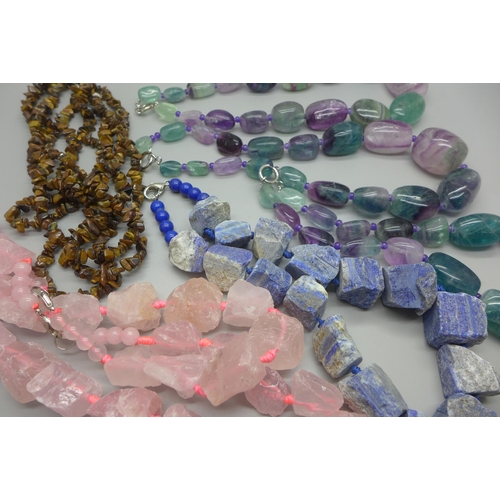 970 - Large gemstone necklaces