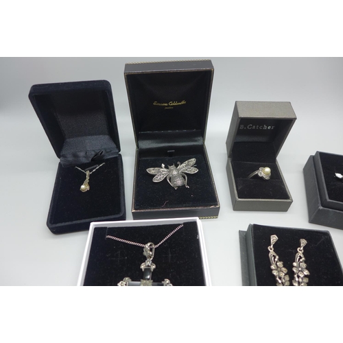 971 - A collection of marcasite and pearl set silver jewellery