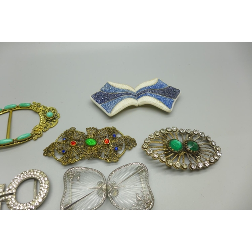 985 - A collection of Art Deco jewellery including Czechoslovakian