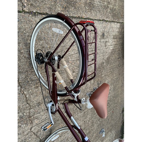 2304 - Dawes Duchess Deluxe aluminium lady's traditional heritage bicycle, complete with basket - original ... 