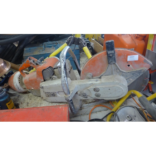 2009 - Stihl petrol-driven stonecutting saw - needs service - W