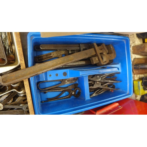 2012 - Job lot Ca. 200  hand tools mostly spanners