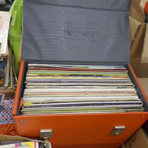 2053 - Approx. 150 LP/33rpm records: some classical, pop