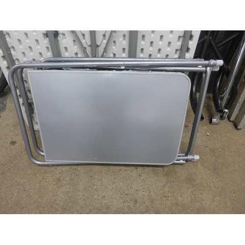 2090 - Folding aluminium camping table in carry case